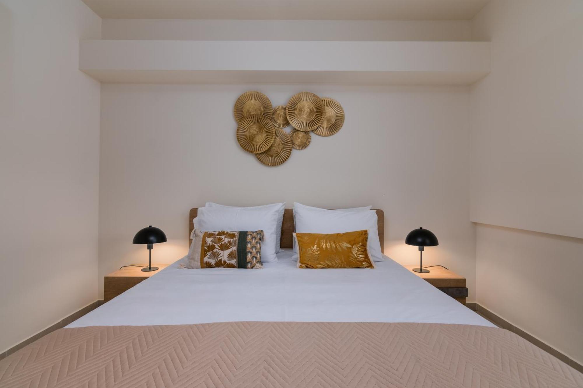 Oikies Luxury Apartments With Private Free Parking Area Agios Nikolaos  Bilik gambar